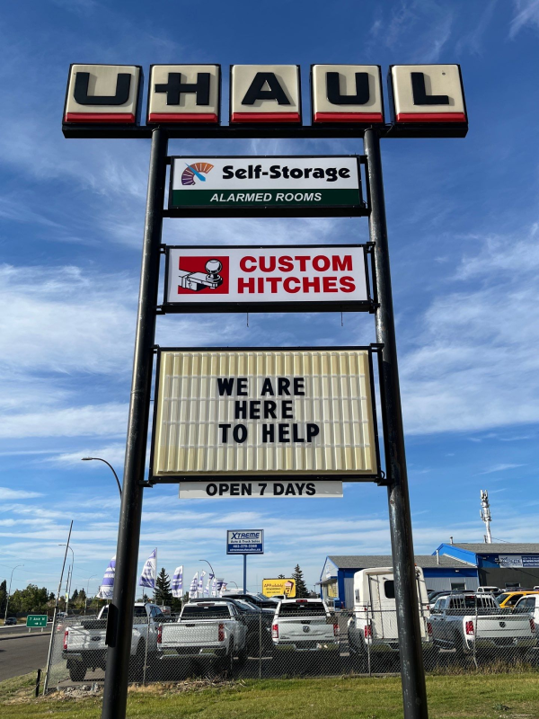 Monument / Pylon Signs